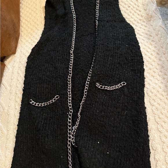 Custo Barcelona Black Vest with Silver Chain - Picture 4 of 7